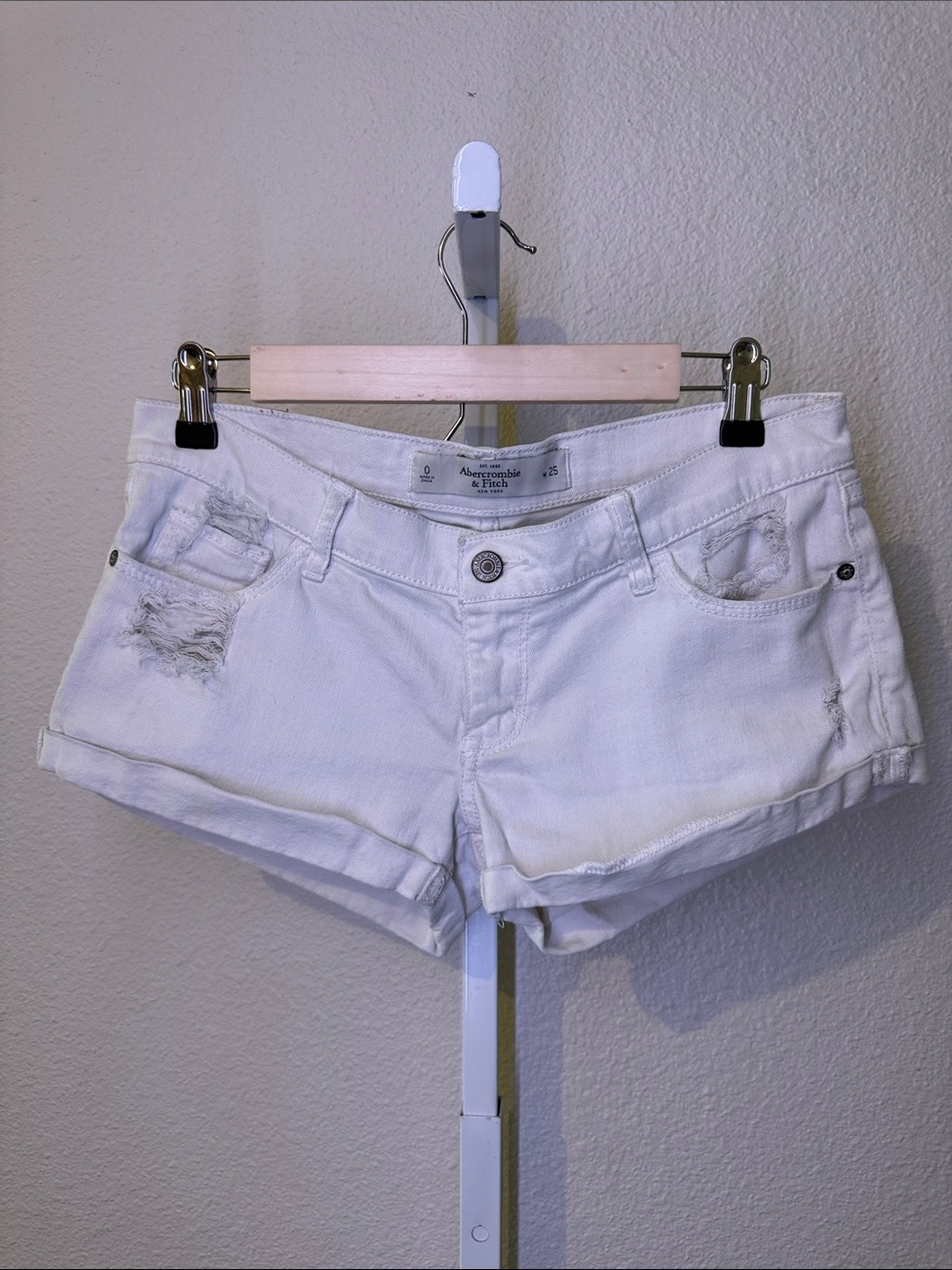 Abercrombie & Fitch White Distressed Denim Short Shorts